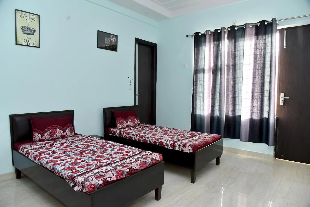 Hostel The Pinnacle House Gurgaon
