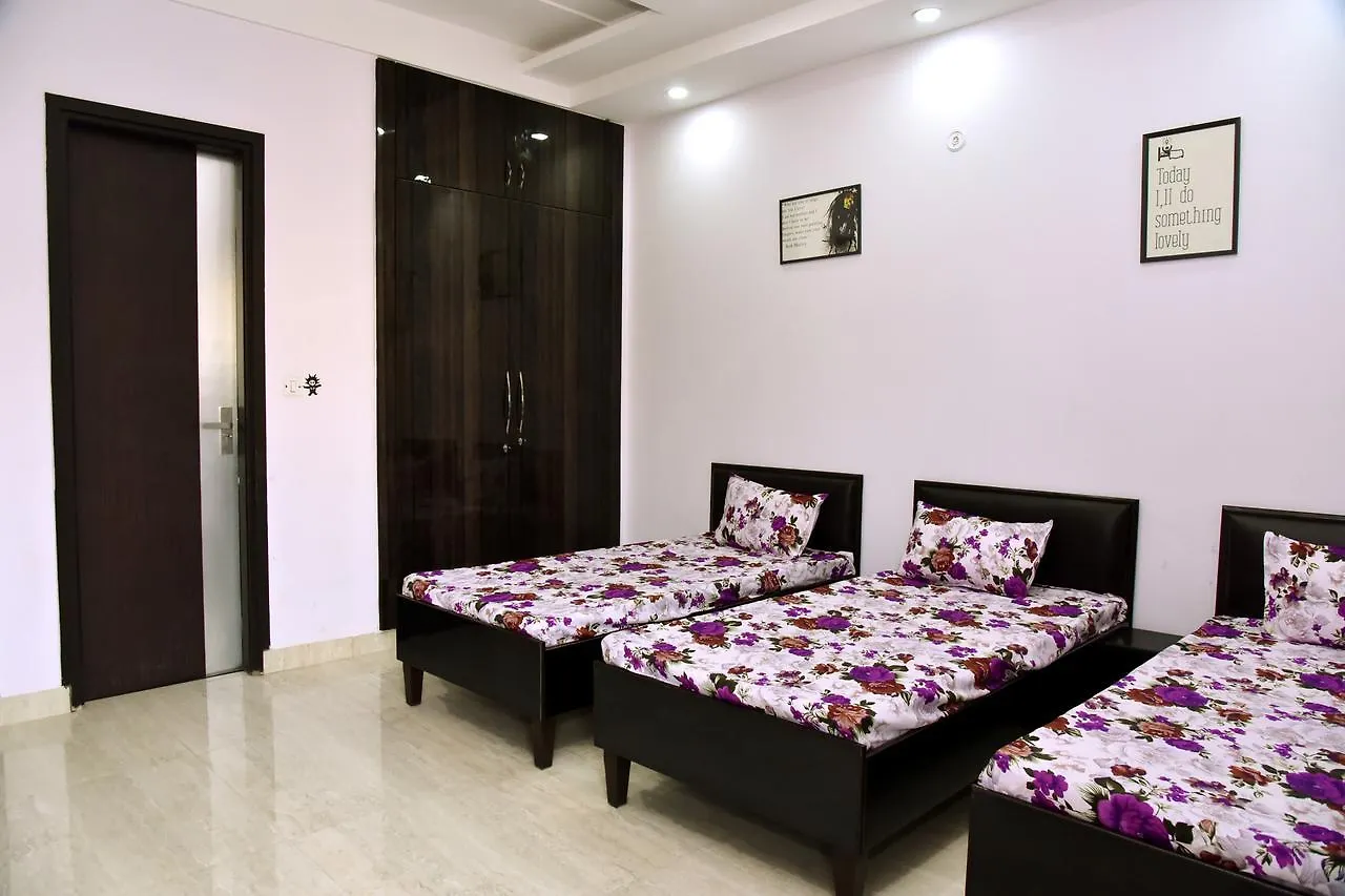 Hostel The Pinnacle House Gurgaon